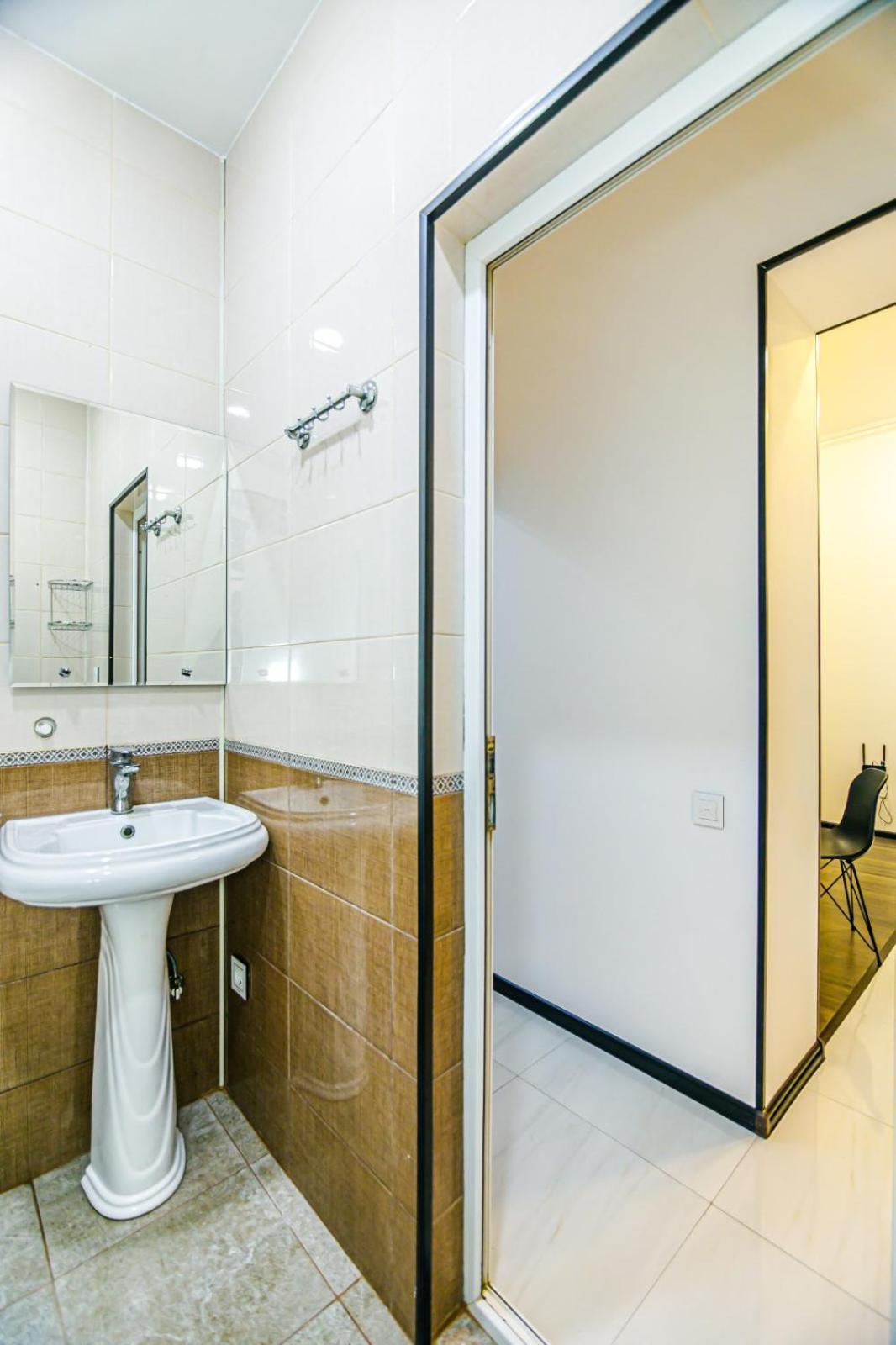 M Estate. 2 Room Home In Targovu باكو المظهر الخارجي الصورة